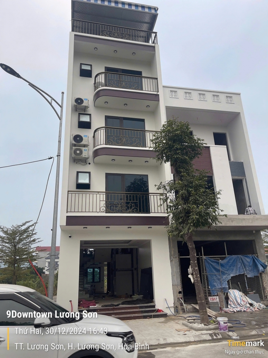Bán gấp lô góc 2 mặt tiền DT 1365m2 giá đầu tư đối diện khu chợ Lương Sơn sẵn sổ đỏ sang tên(BP)