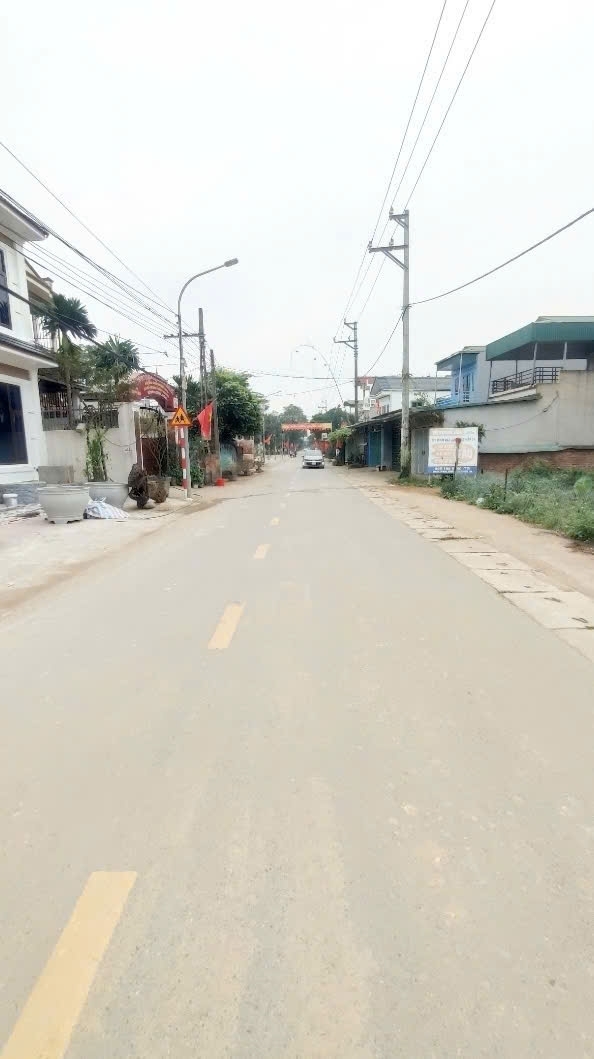 Chính chủ cắt lỗ 100m2 view hồ cực thoáng cạnh Đại học Quốc gia. Sổ đỏ sẵn. Gọi ngay: 0948558676