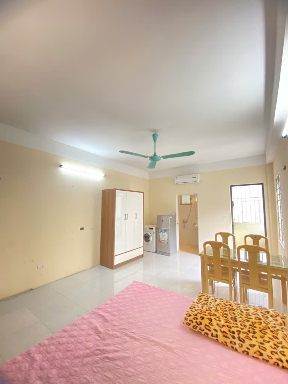 Cho Thuê Ccmn cực đẹp  thoáng Ngõ 37 Nguyễn Thị Định