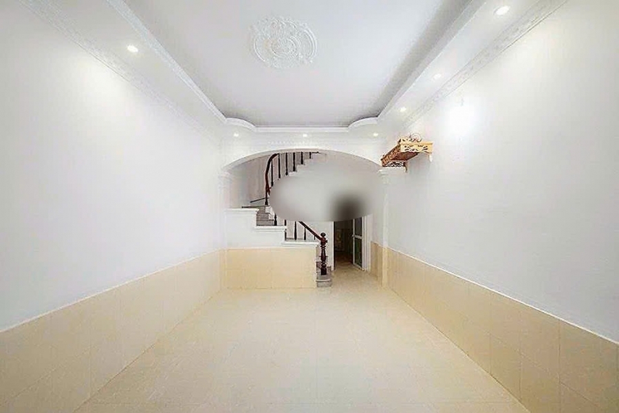 Cho thuê nhà Nguyên căn tại 230 Định Công Thượng 45m2 x 5 tầng  5 ngủ 4 wc 13.5tr