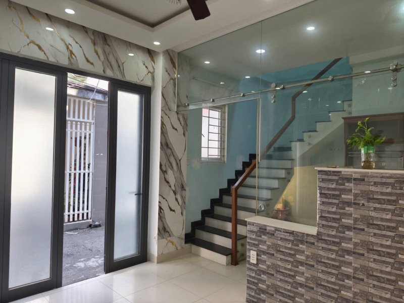► Kiệt thẳng thông Lê Đình Lý Ô tô đến cửa 40.5m2 2 mê đúc đi bộ ra Trường Học C1 C2 Chợ 3.xx tỷ